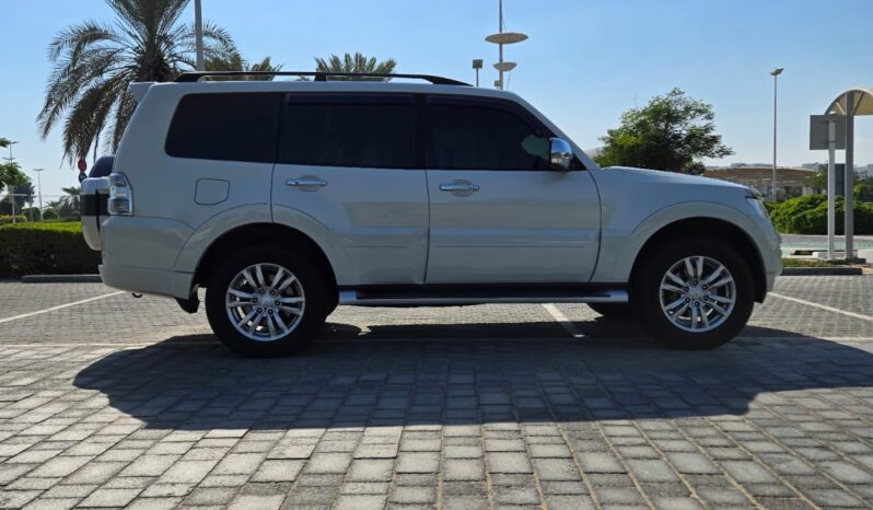 
								Used Mitsubishi Pajero full									