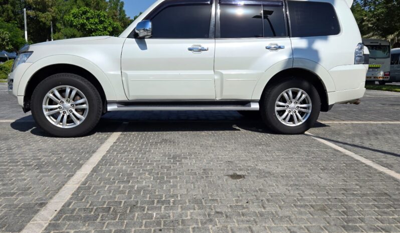 
								Used Mitsubishi Pajero full									