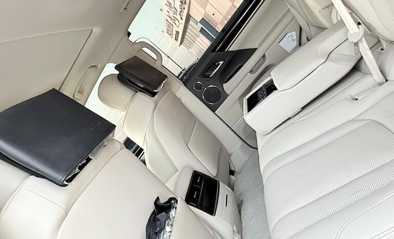 
								Lexus LX570 Signature full									