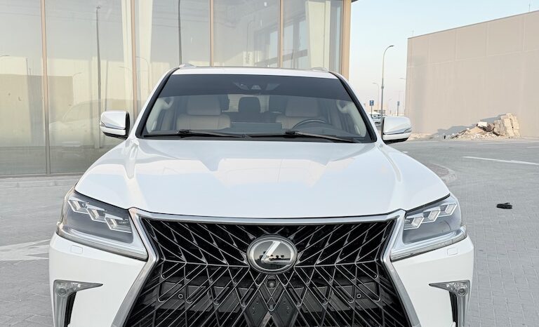 
								Lexus LX570 Signature full									